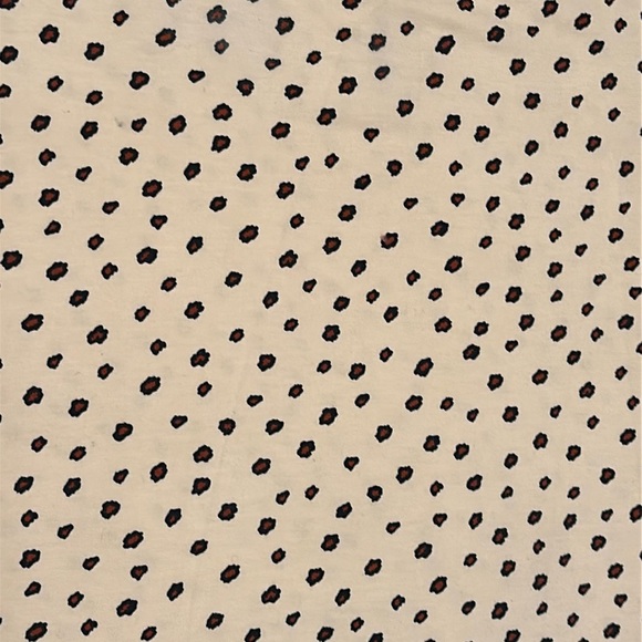 Tiny Big Sister - Woman animal print relaxed tee - Picture 7 of 9